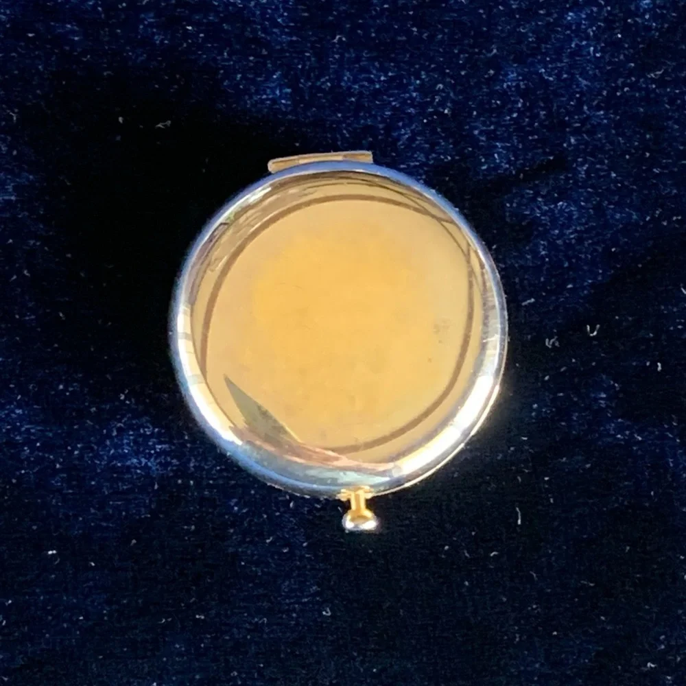 1967 Ester Lauder Limited Edition Shimmer Power in Gold Mini Enamel Compact